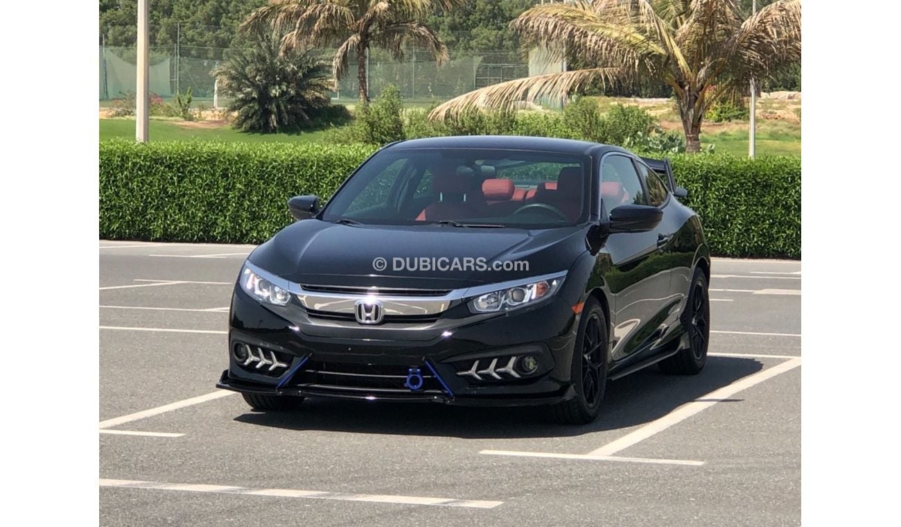 هوندا سيفيك موديل 2016 حاله ممتازه من الداخل والخارج فل مواصفات كراسي جلد ومثبت سرعه وتحكم كهربي كامل ونظام صوت 