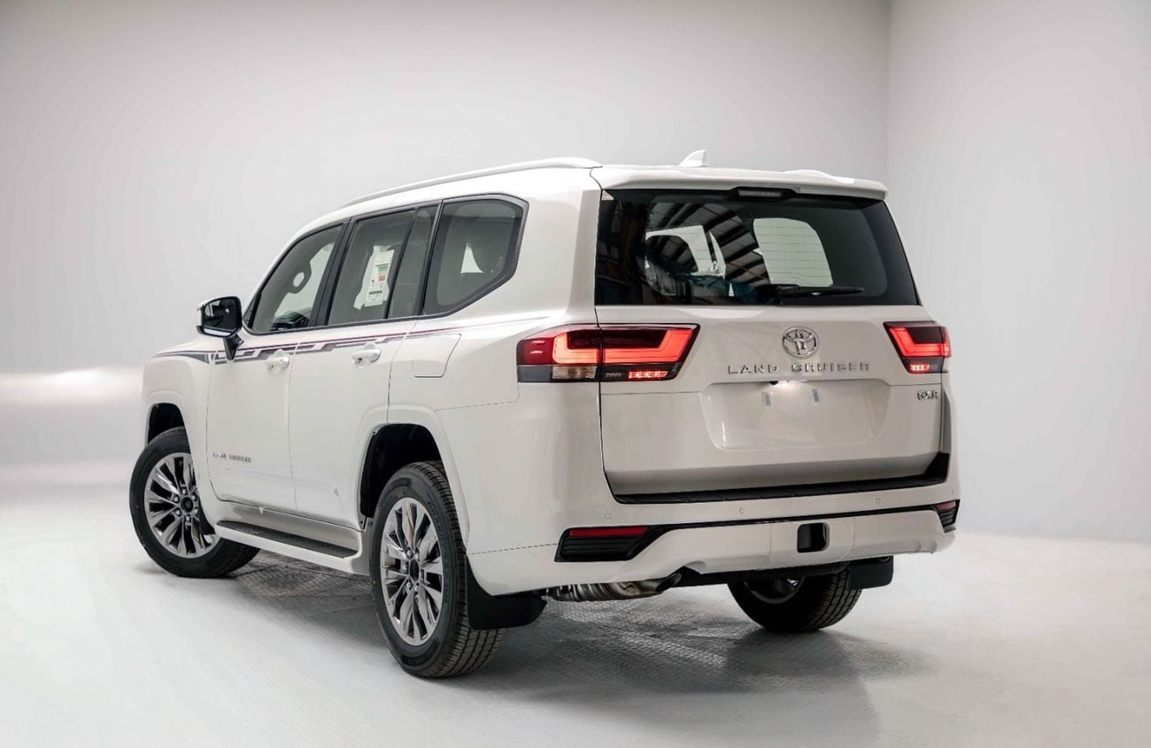 Toyota Land Cruiser GXR 4.0L - Pearl White Inside Black | Export Only