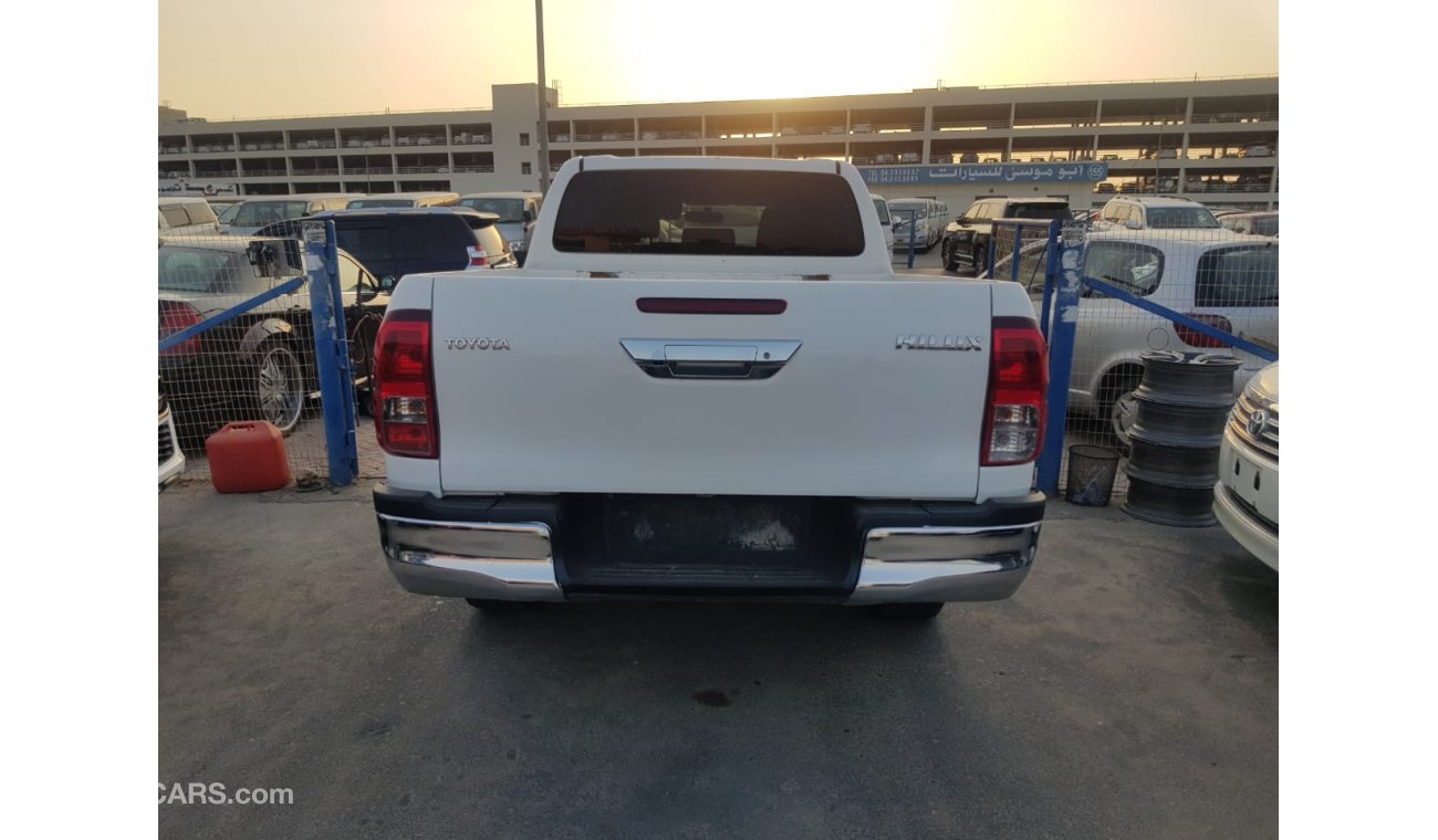 Toyota Hilux pick up . diesel 2.4L . 2016 Left Hand Drive ( EXPORT ONLY )