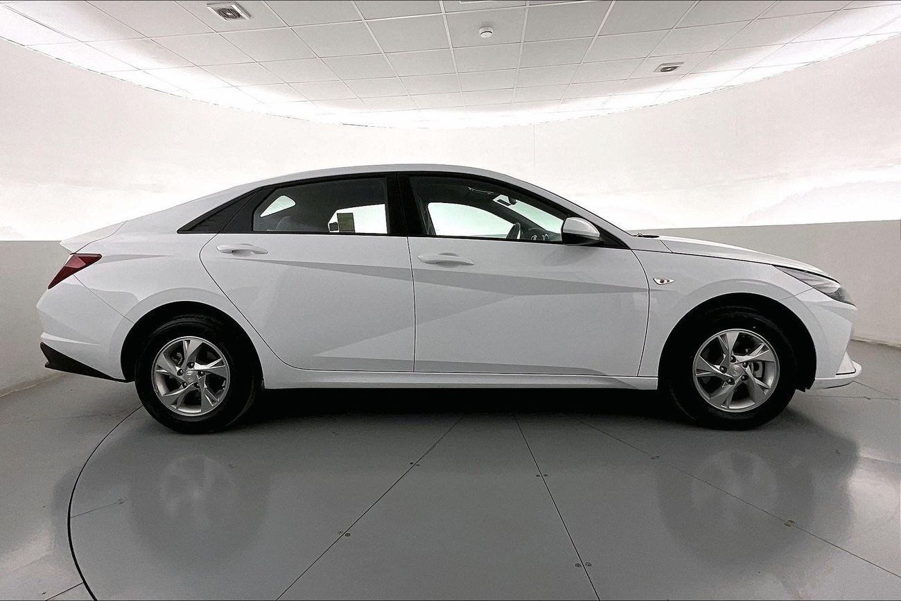 Hyundai Elantra Smart | 1 year free warranty | 1.99% financing rate | 7 day return policy