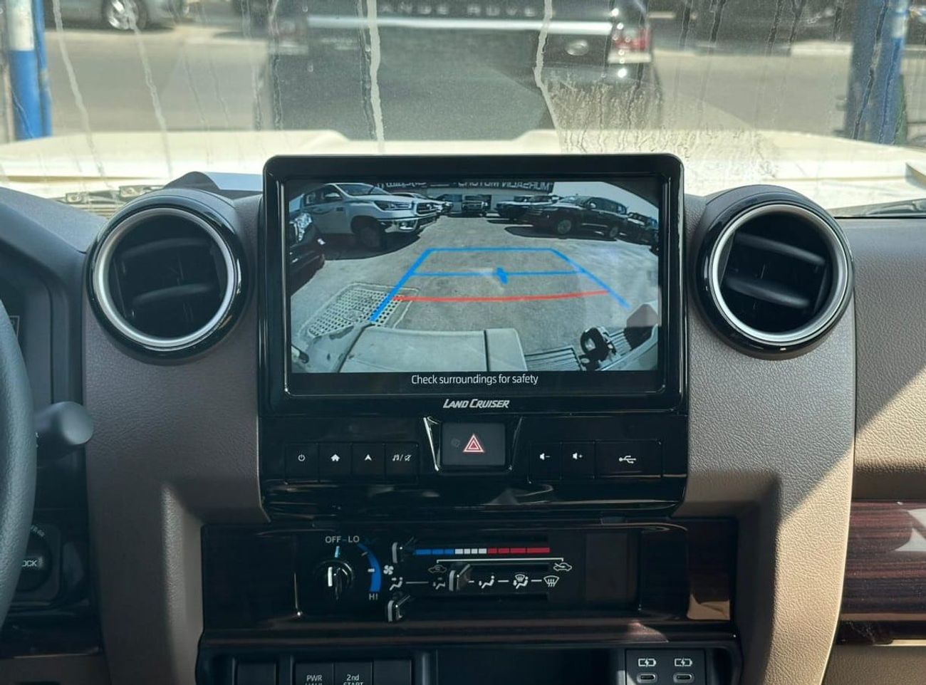 Toyota Land Cruiser 70 LX 2.8L  LX 2.8L