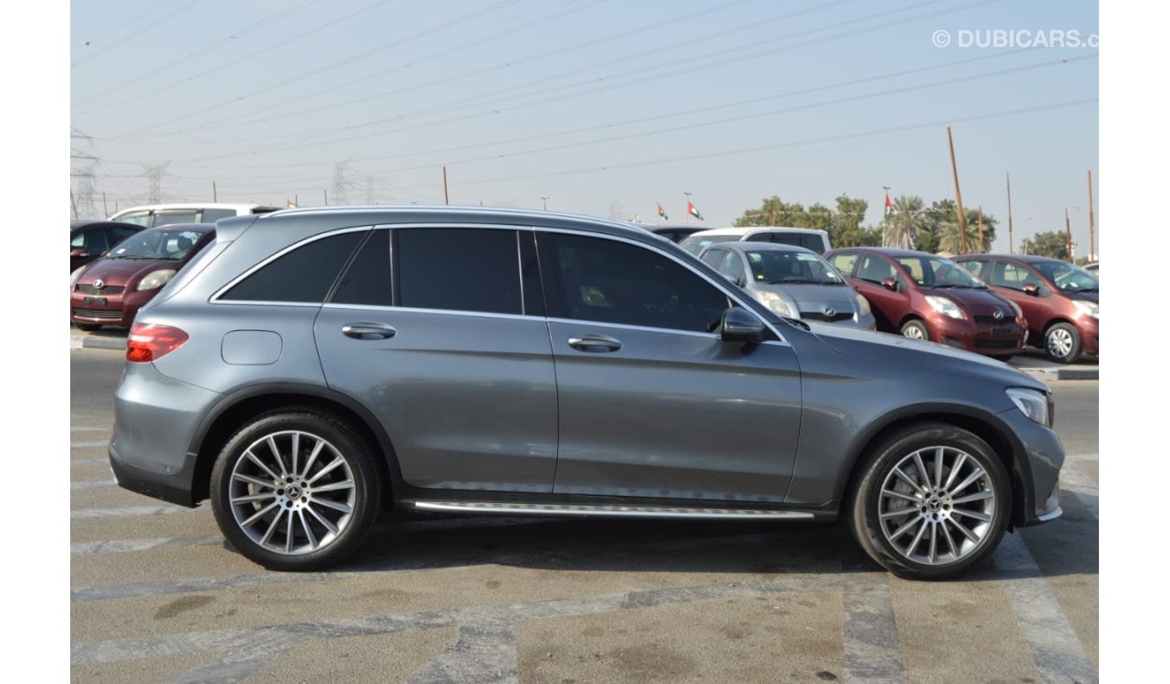 مرسيدس بنز GLC 250 Right hand drive Full option Clean Car