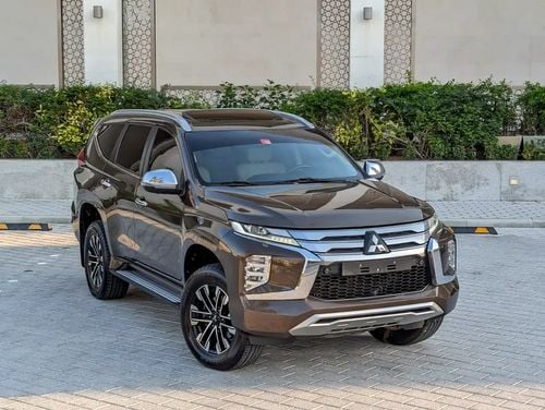 Mitsubishi Montero Sport GLS Top Line 4WD | GCC Specs