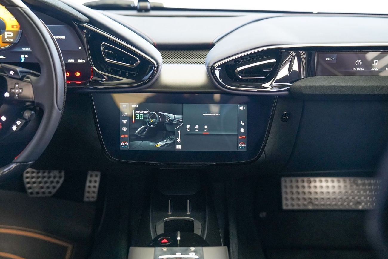 فيراري 12سيلندري