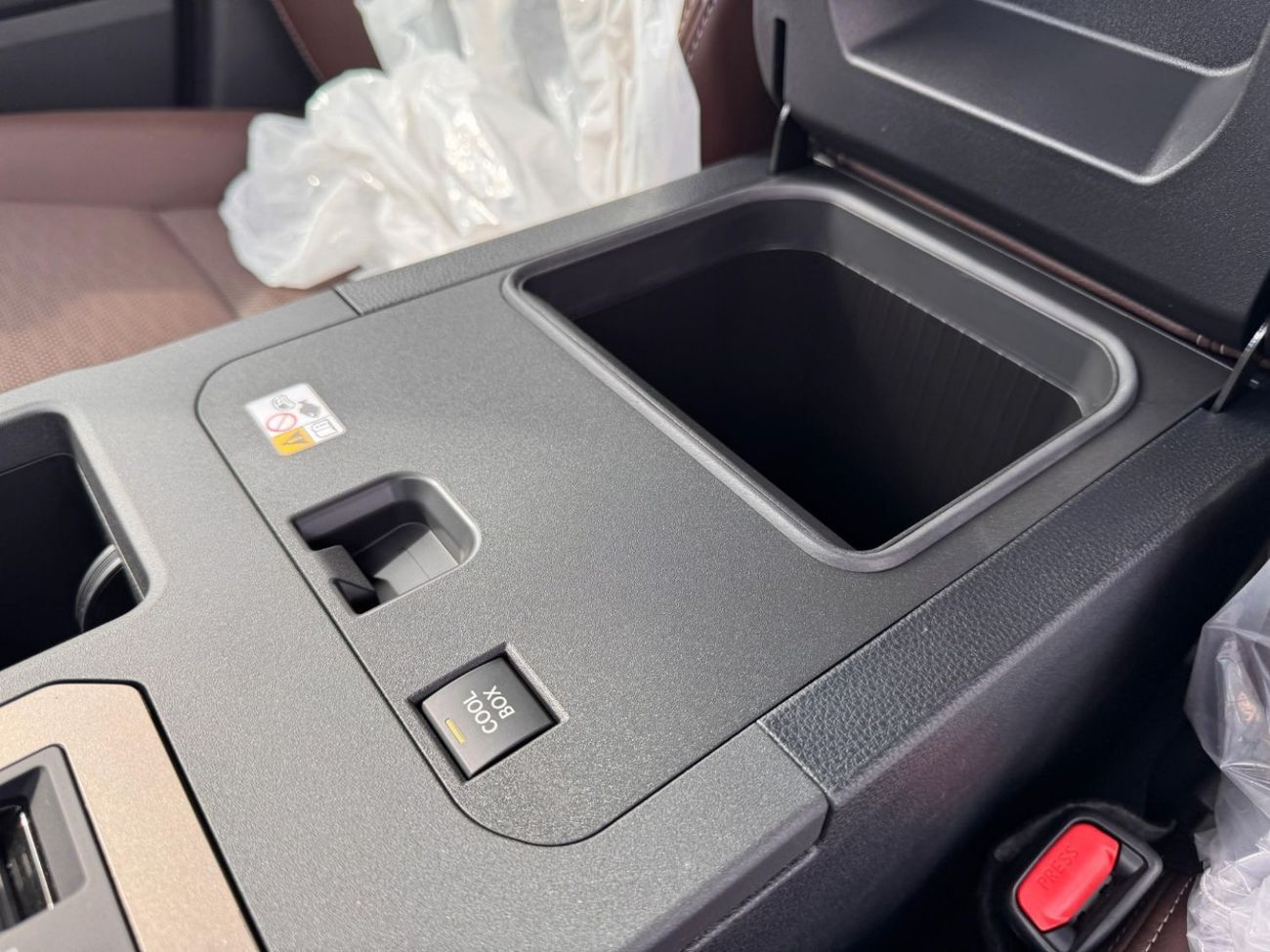 Toyota Prado 2.4L 4WD PETROL AUTOMATIC TRANSMISSION ( FOR RE-EXPORT ONLY )