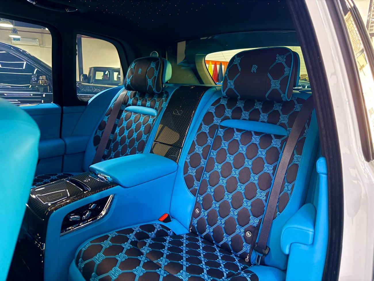 Rolls-Royce Cullinan Black Badge 2026 GUCCI Interior Brand New 0 KM