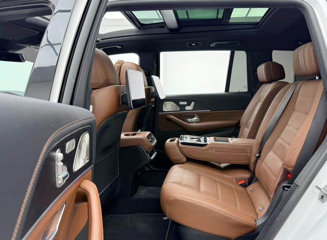 مرسيدس بنز GLS 450 4M PREMIUM 2025 Mercedes Benz GLS450 4MATIC Premium Plus, 2030 MB Warranty, Full MB Service History, GCC