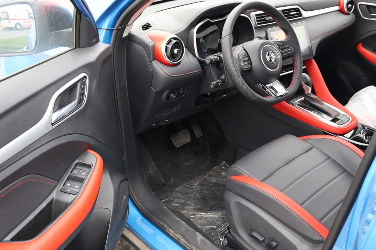 MG ZS 2025 MG ZS 1.5L AT Full option Luxury International Spec