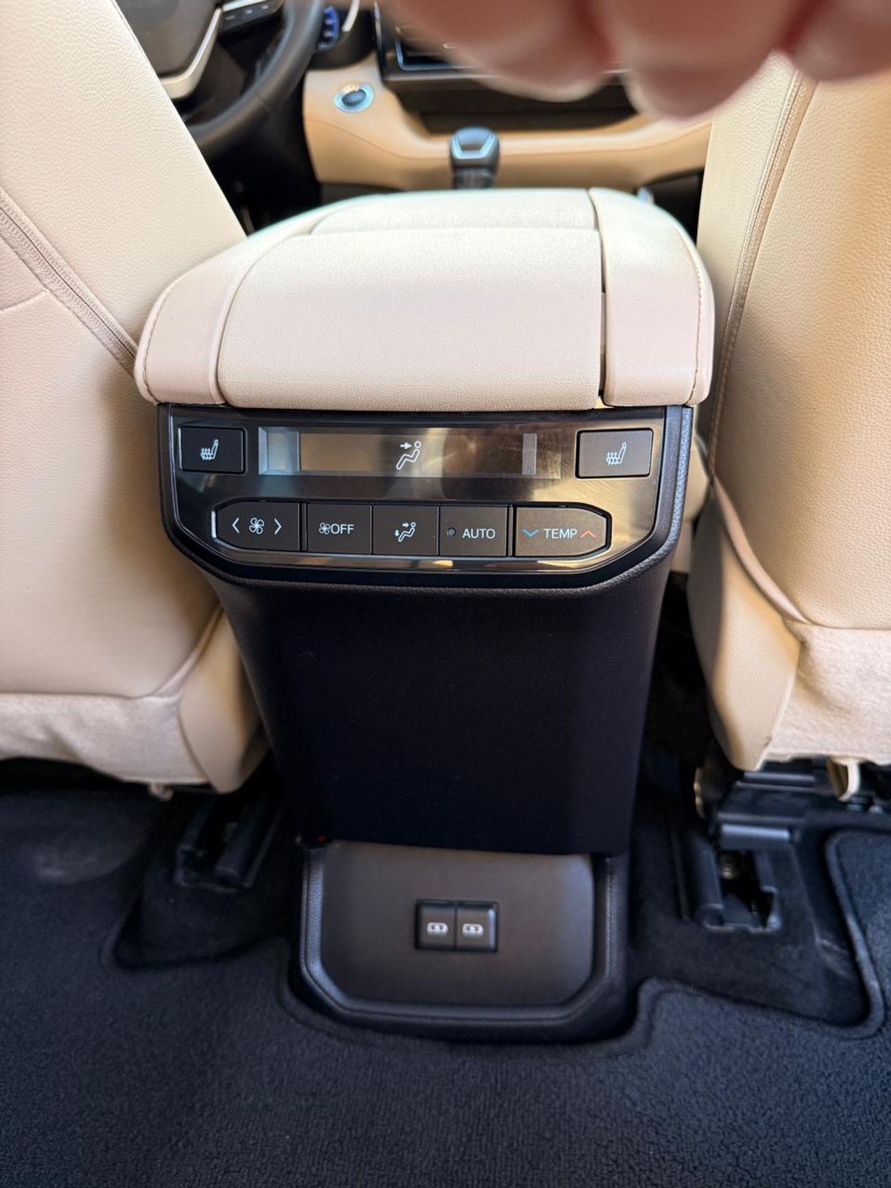 تويوتا تاندرا Platinum Hybrid 2024