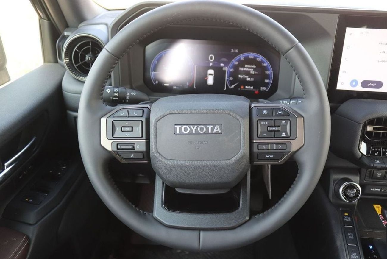 تويوتا برادو Adventure 2.4Turbo, Leather Seat, Sunroof, Push Start, Memory seat, Model 2025