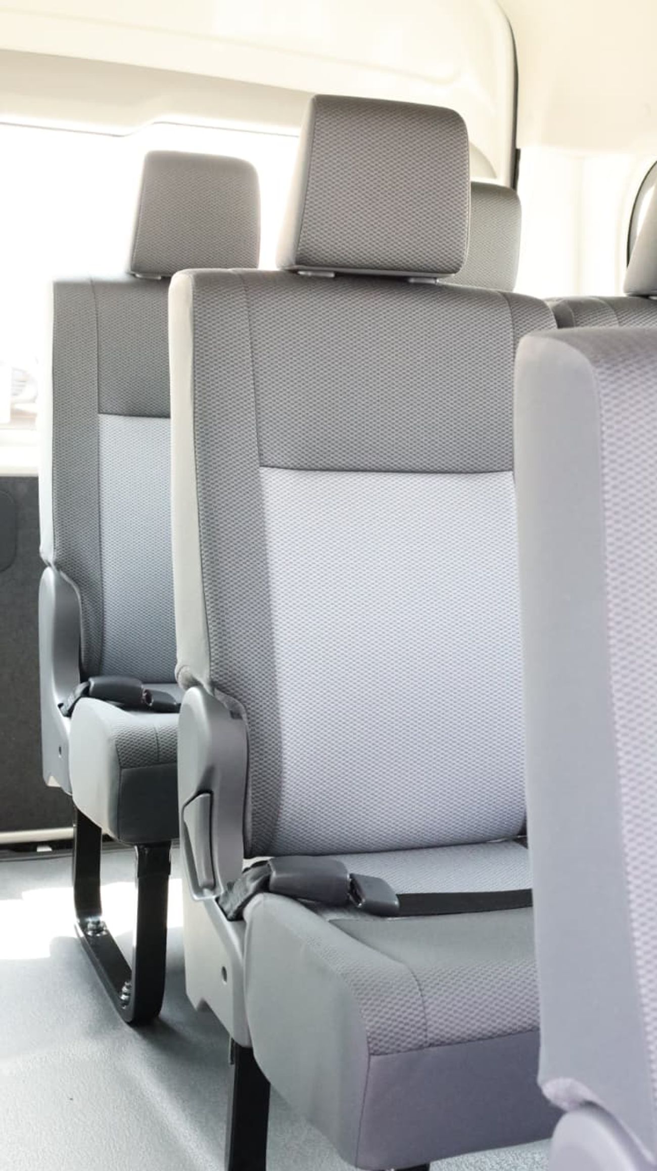 Toyota Hiace AUTOMATIC