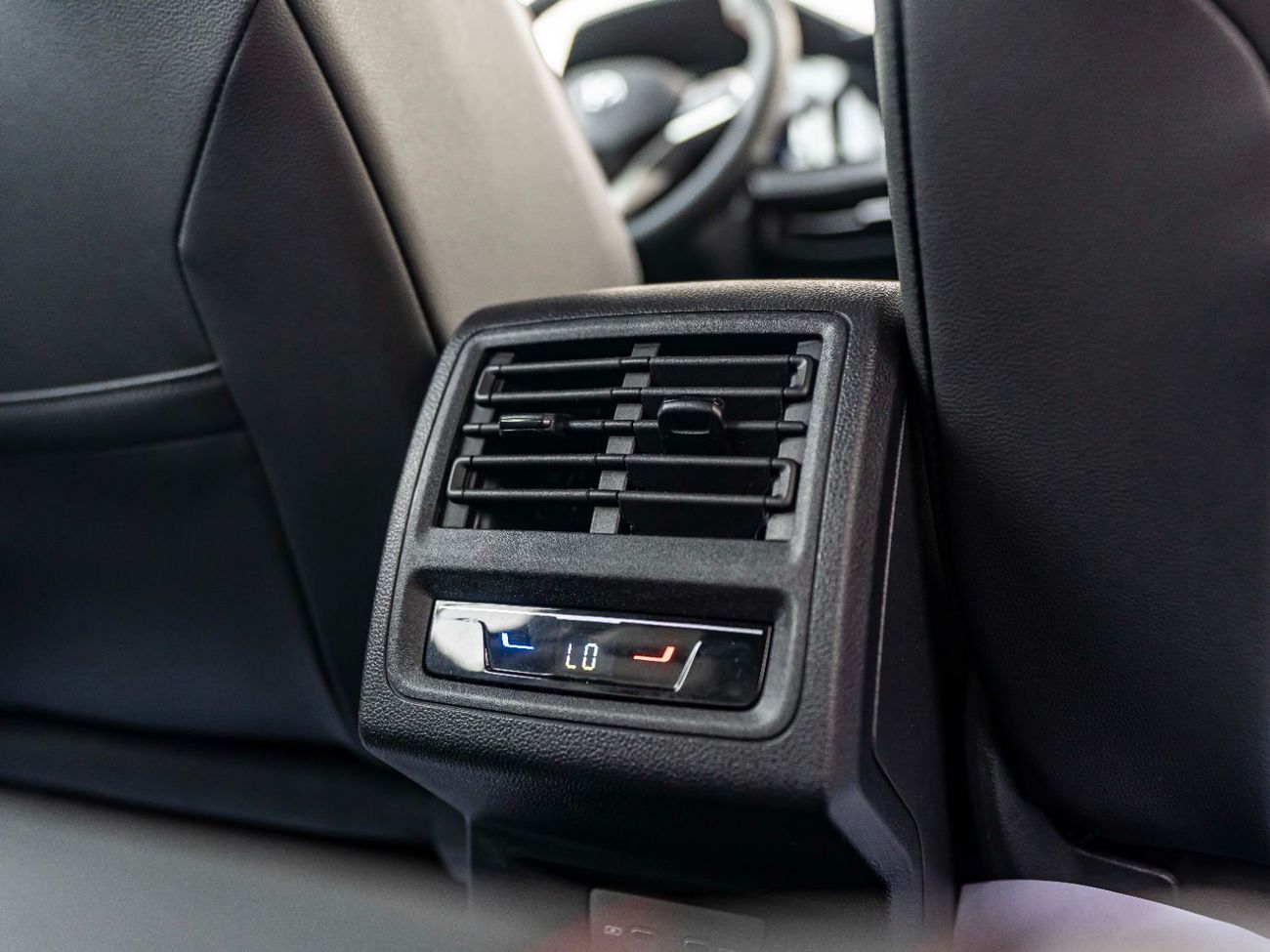 فولكس واجن جولف GTI 