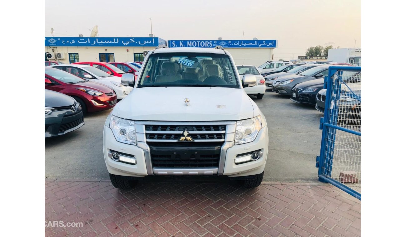 Mitsubishi Pajero FULL OPTION 3.0L - EXCLUSIVE PRICE - READY TO EXPORT