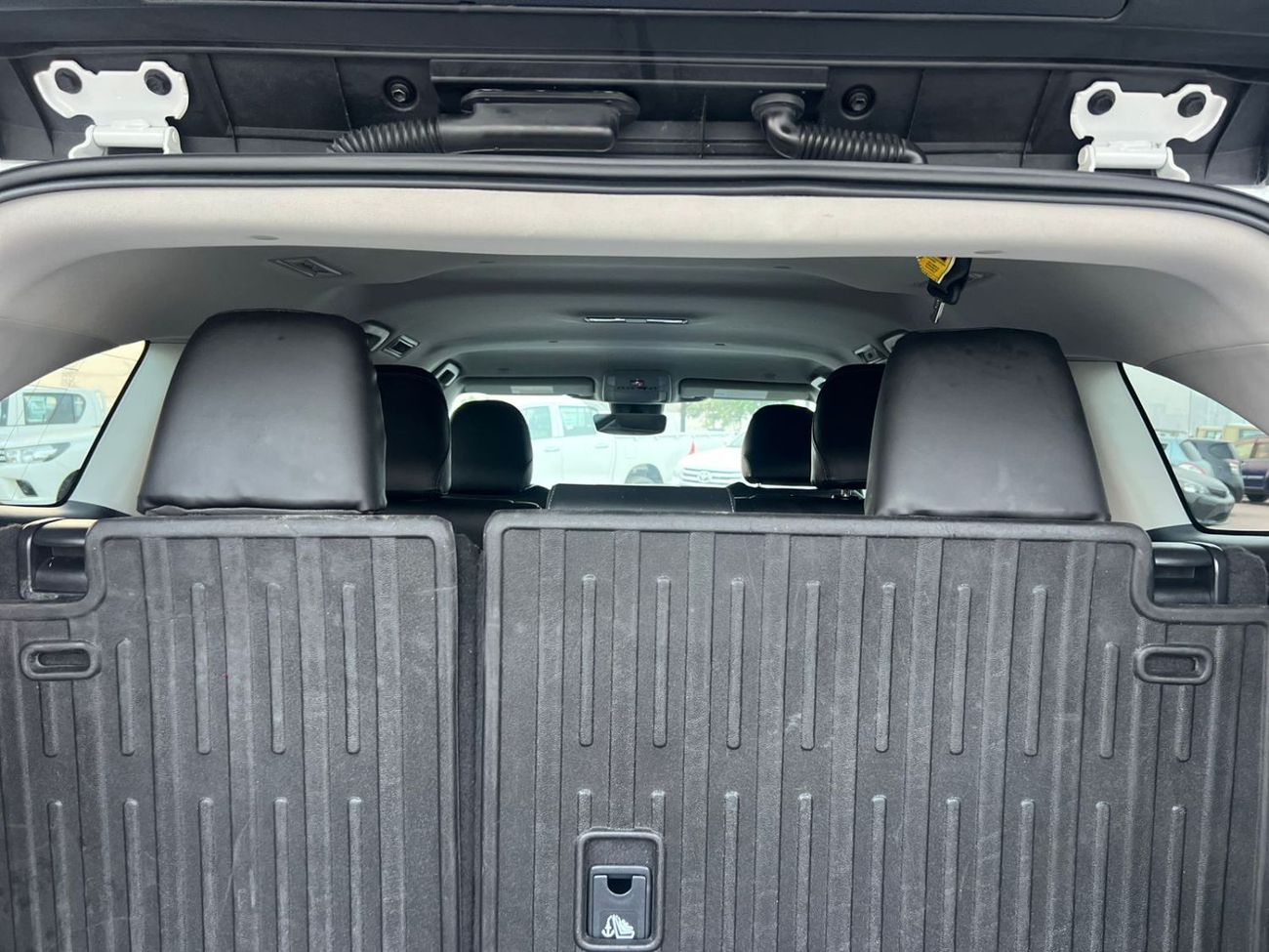 Toyota Highlander 2023 Toyota Highlander LE+  - 2.4L V4 Turbo FWD -  Rear Camera - Leather seat - 7 Seats