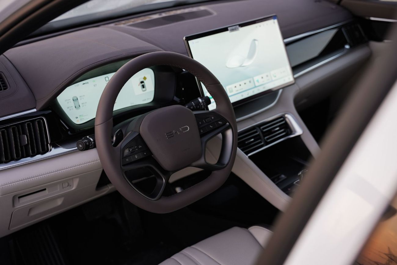 بي واي دي سونغ بلس BYD Song Plus DM-i  2025 Smart Driving premium Edition