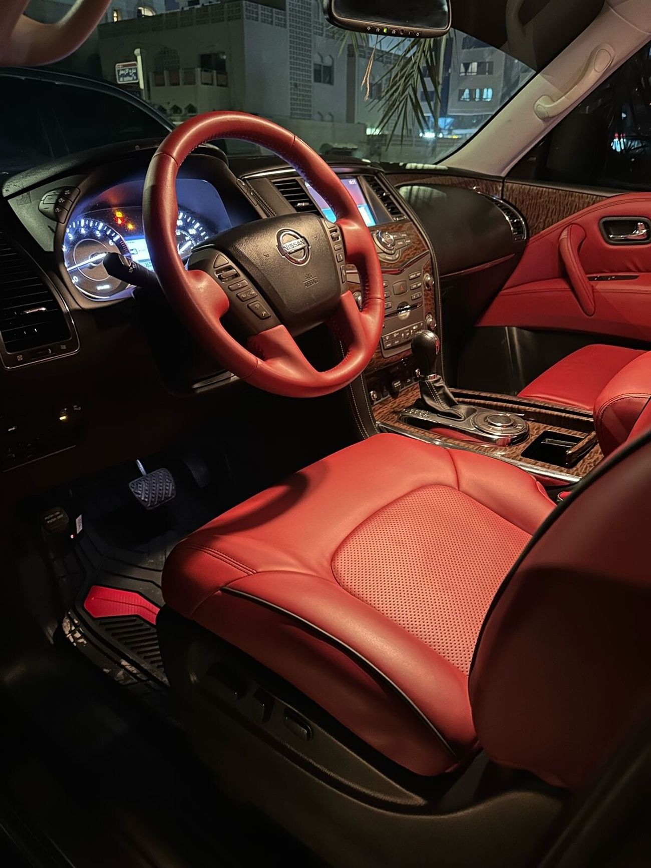 نيسان أرمادا Platinum