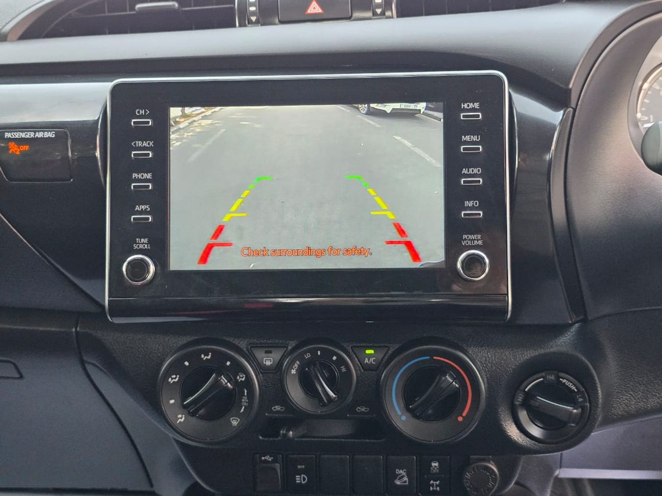 Toyota Hilux DIESEL 2.8 LITER ,GR 2024 SHAPE ,RHD ,AUTO TRANSMISSION