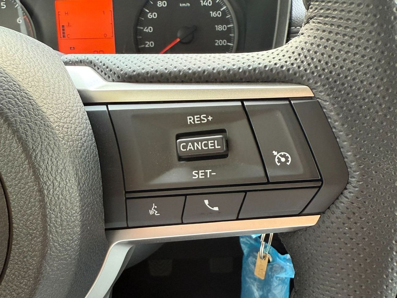 ميتسوبيشي L200 2025 MITSUBISHI L200 PETROL  FULL OPTION **EXPORT ONLY**التصدير فقط خارج الخليج***