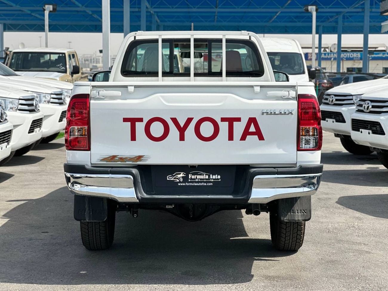 تويوتا هيلوكس S/C 2.7 لتر PTR M/T 4X4 // 2026 // خيار متوسط مع نوافذ كهربائية // عرض خاص // من فورمولا أوتو // للت