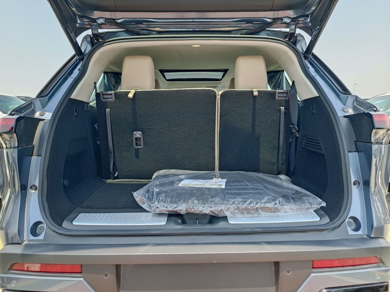 إنفينيتي QX60 LUXE INCL CLIMATE /  3.5L V6  PETROL AT / PANORAMIC ROOF (CODE # 67861)