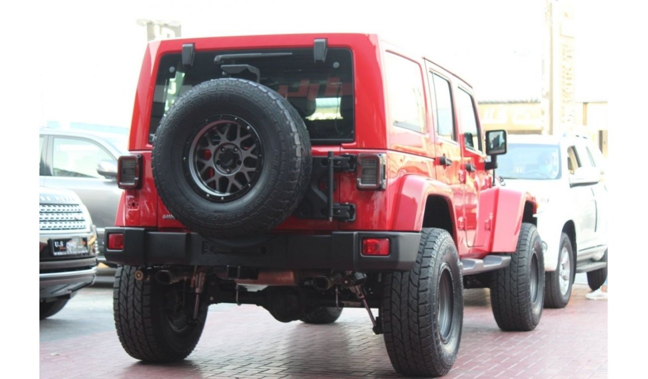 Jeep Wrangler SAHARA UNLIMITED LIFTED 2014 GCC IN MINT CONDITION