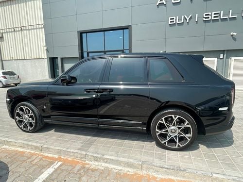 Rolls Royce Cullinan BLACK BADGE