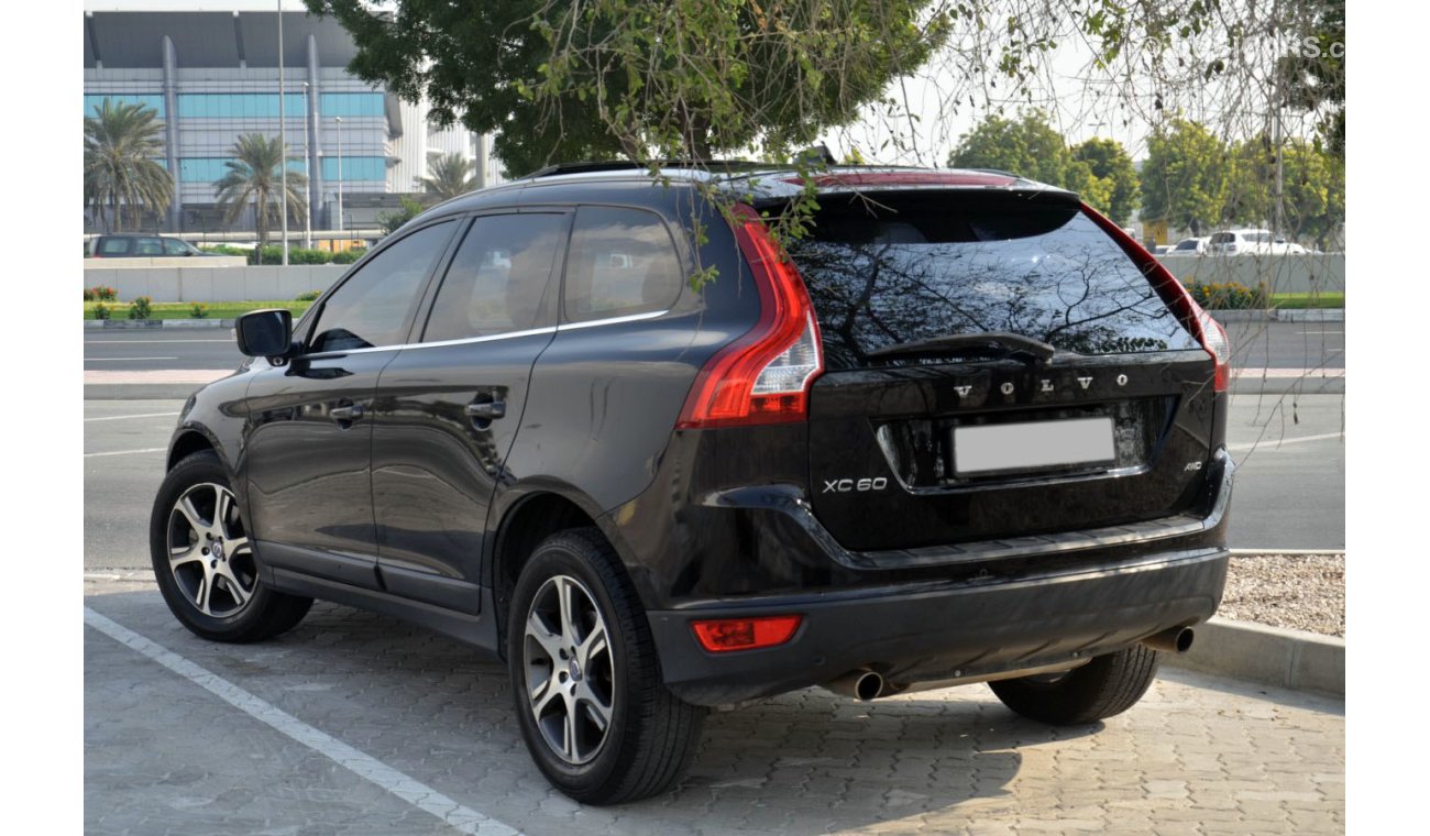 فولفو XC 60 AWD (Fully Laoded) Excellent Condition