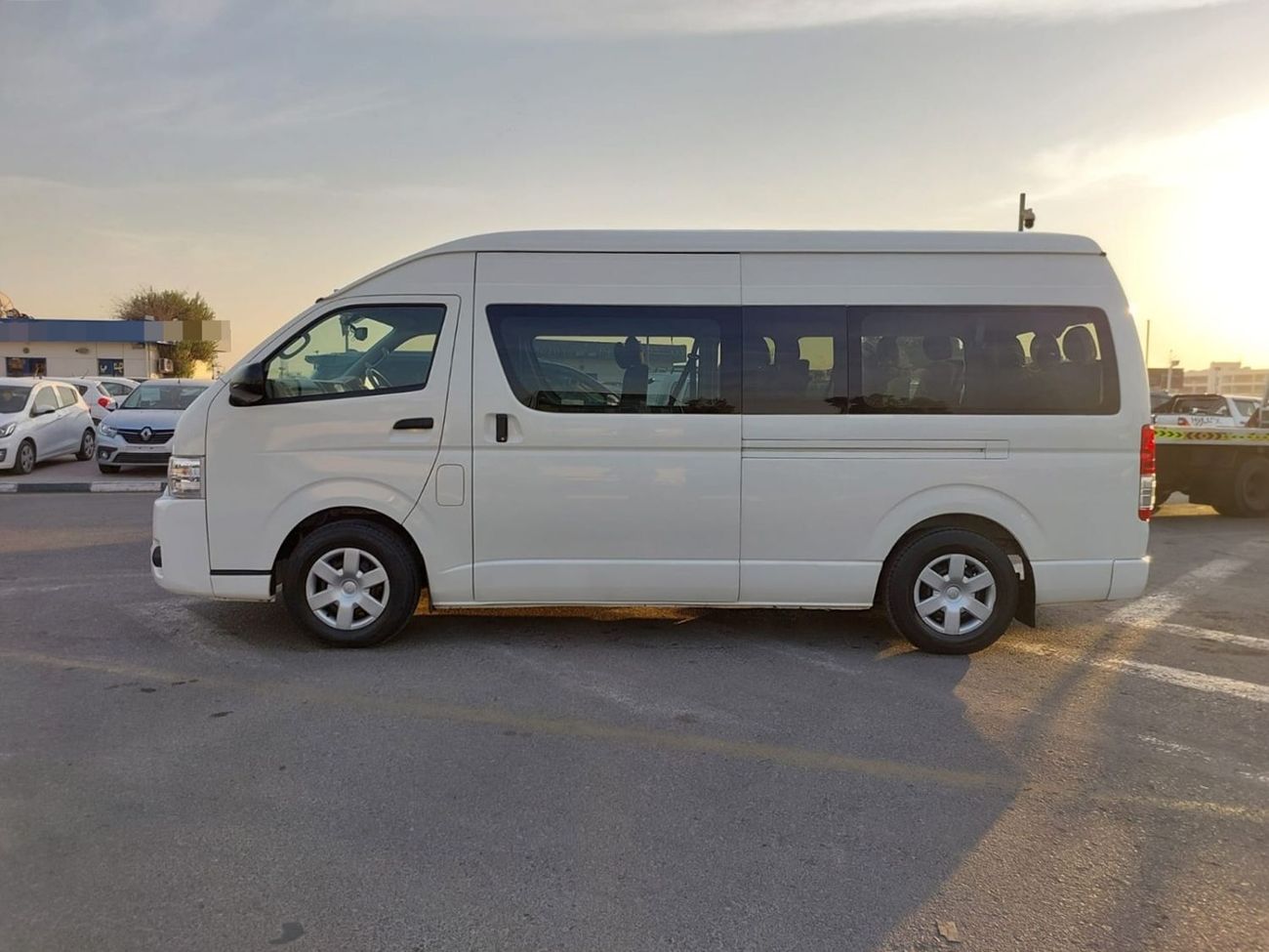 تويوتا هاياس TOYOTA HIACE COMMUTER VAN RHD 2019 MODEL 3.0 L DIESEL AUTOMATIC(PM38974)
