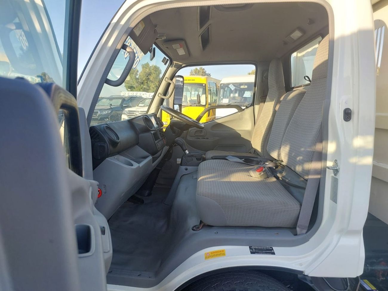 Hino 300 HINO 300 SERIES DUMPER TRUCK RHD 2019 MODEL 4.0 L DIESEL AUTOMATIC(PM04802)