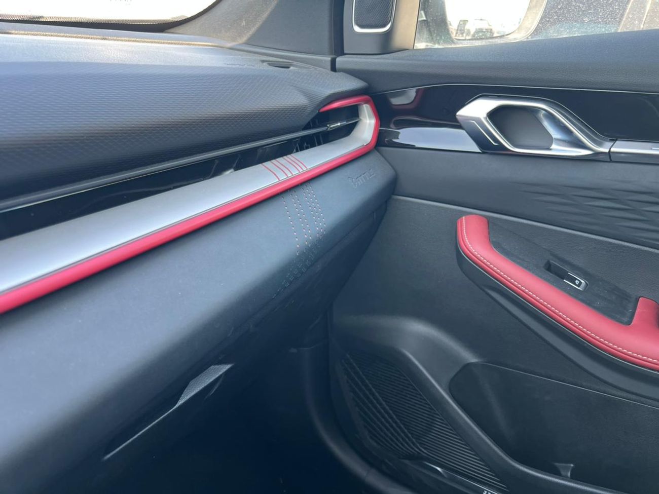 Geely Coolray GF 1.5TD 2025 GEELY COOLRAY-GF-1.5L