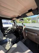 Jeep Wrangler Sahara 3.6L A/T