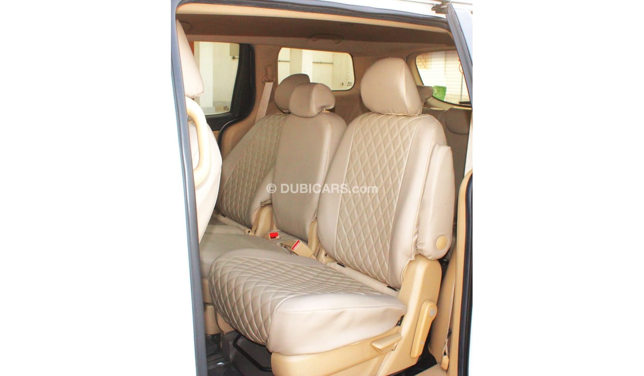 كيا كارنيفال LX كيا جراند كرنفال 2020 خليجي ميد ابشن بحالة ممتازة