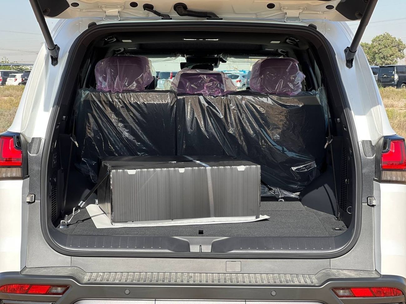 Lexus LX 600 OVER-TRAIL 3.5L PTR A/T // 2025 // FULL OPTION WITH OFF ROAD TYRE , RADAR , HEAD UP DISPLAY // SPECI