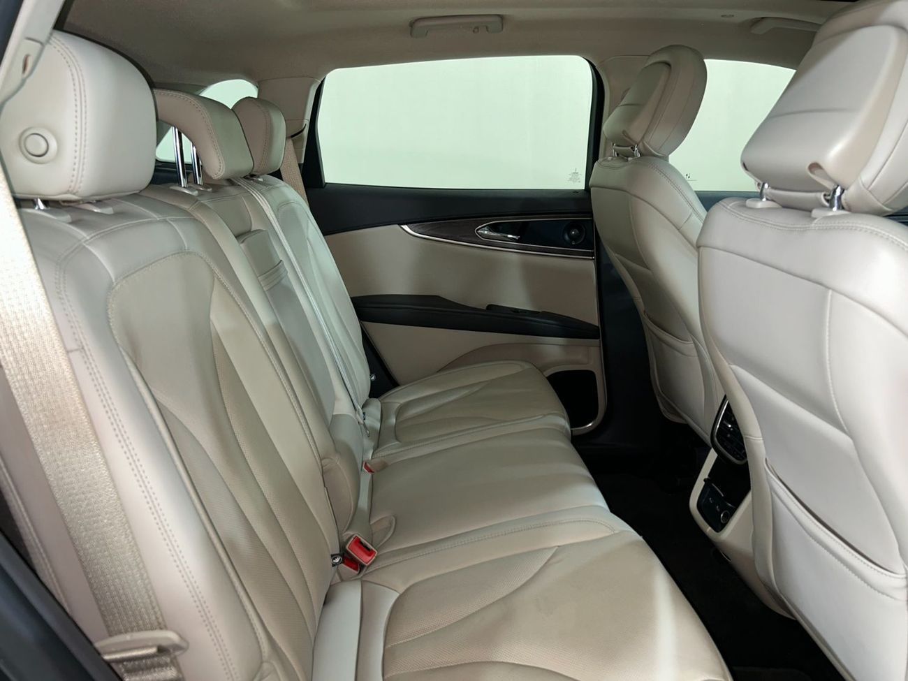 لينكولن ناوتيلوس NAU320 / FOC Insurance + Registration