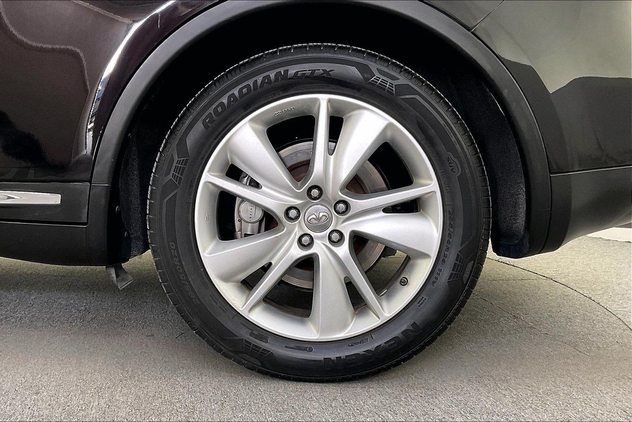 Infiniti QX70 Luxury / Luxe Sensory | Guaranteed Warranty | 0 Down Payment