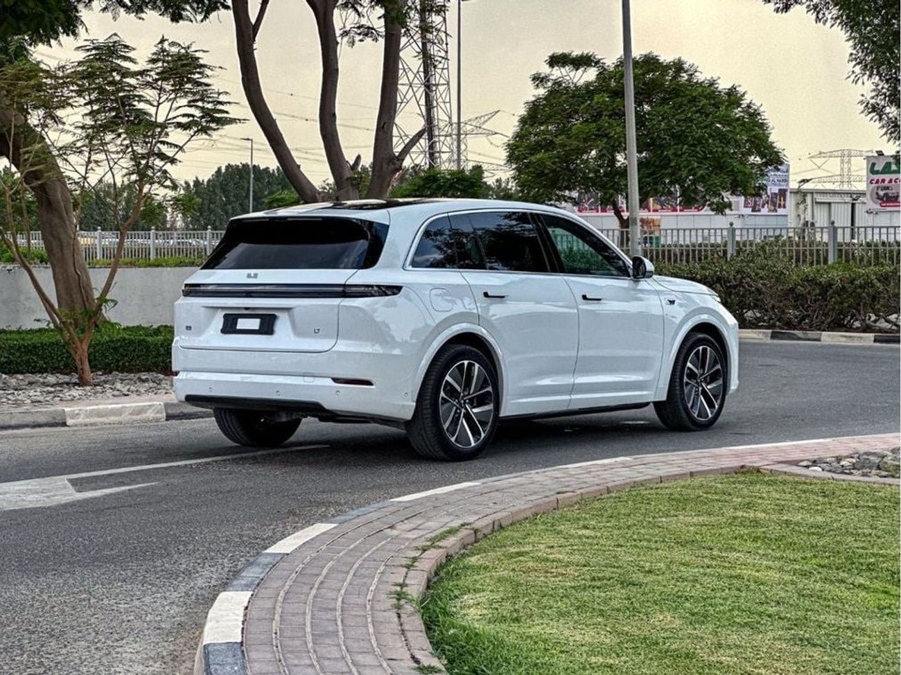 لي اوتو L7 2024 NEW LI AUTO L7 ULTRA / WLTC (1,421 KM) / 445 HP / WARRANTY & SERVICE