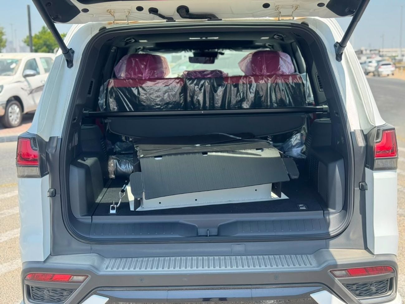 Lexus LX700h F SPORT