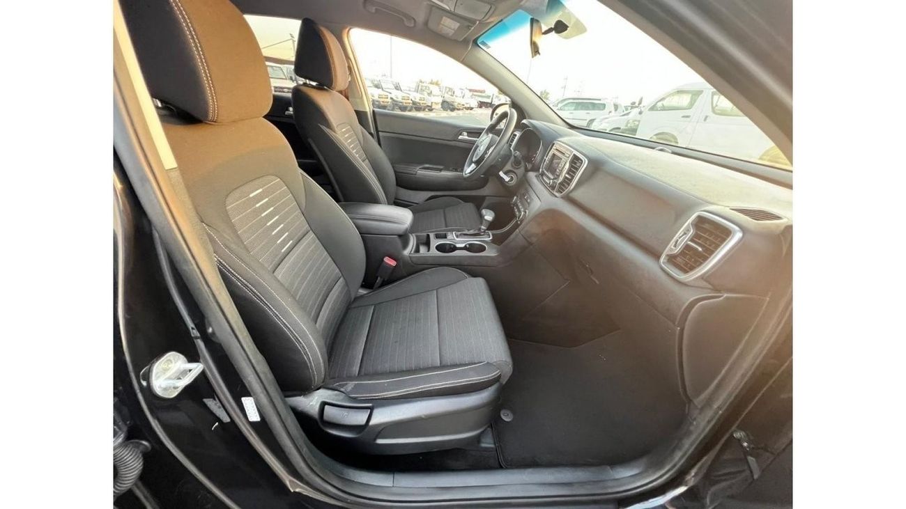 Kia Sportage 2018 Kia Sportage LX 2.4L V4 - AWD 4x4 MidOption+ -