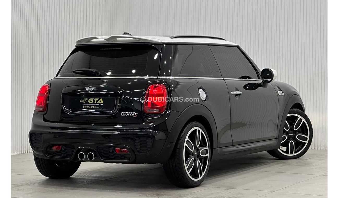 Mini Cooper S 2021 Mini Cooper S (JCW Kit) Rare Interior Colour, Full Service History, Warranty, GCC