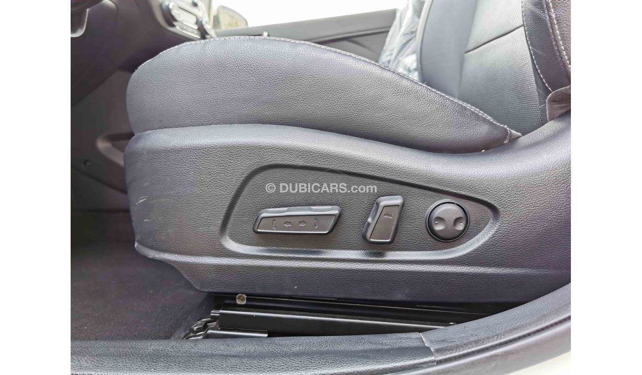 Kia Cerato 2.0L 4CY Petrol, 17" Rims, Driver Memory Seat, DRL LED Headlights, DVD, Power Locks, (CODE # 7955)