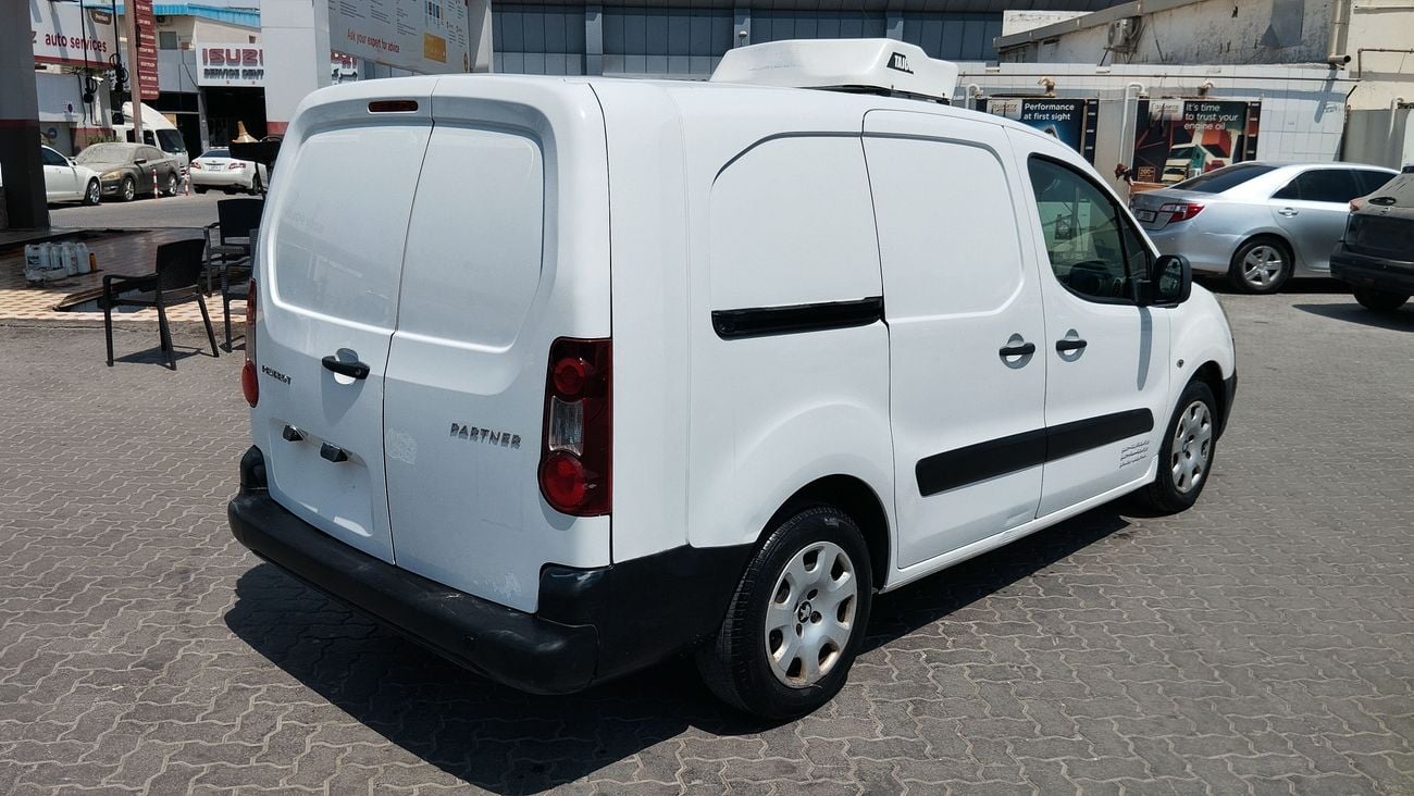 Peugeot Partner chiller van