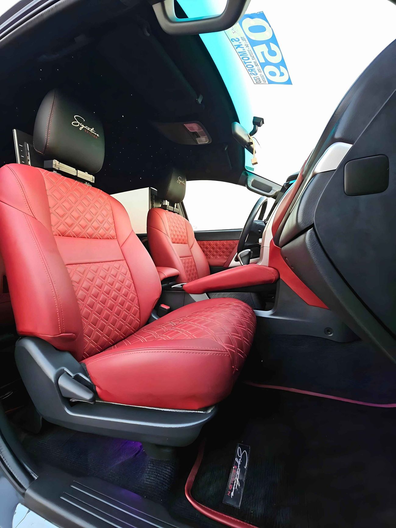 Mitsubishi Montero / SIGNATURE  EDITION/ FULL OPT/ CUSTOM  INTERIOR/ 1075 MONTHLY / LOT#11172