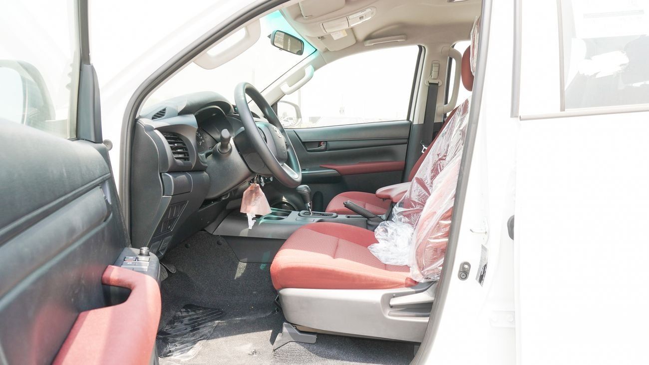 تويوتا هيلوكس GLX DLX- 2.4L DIESEL