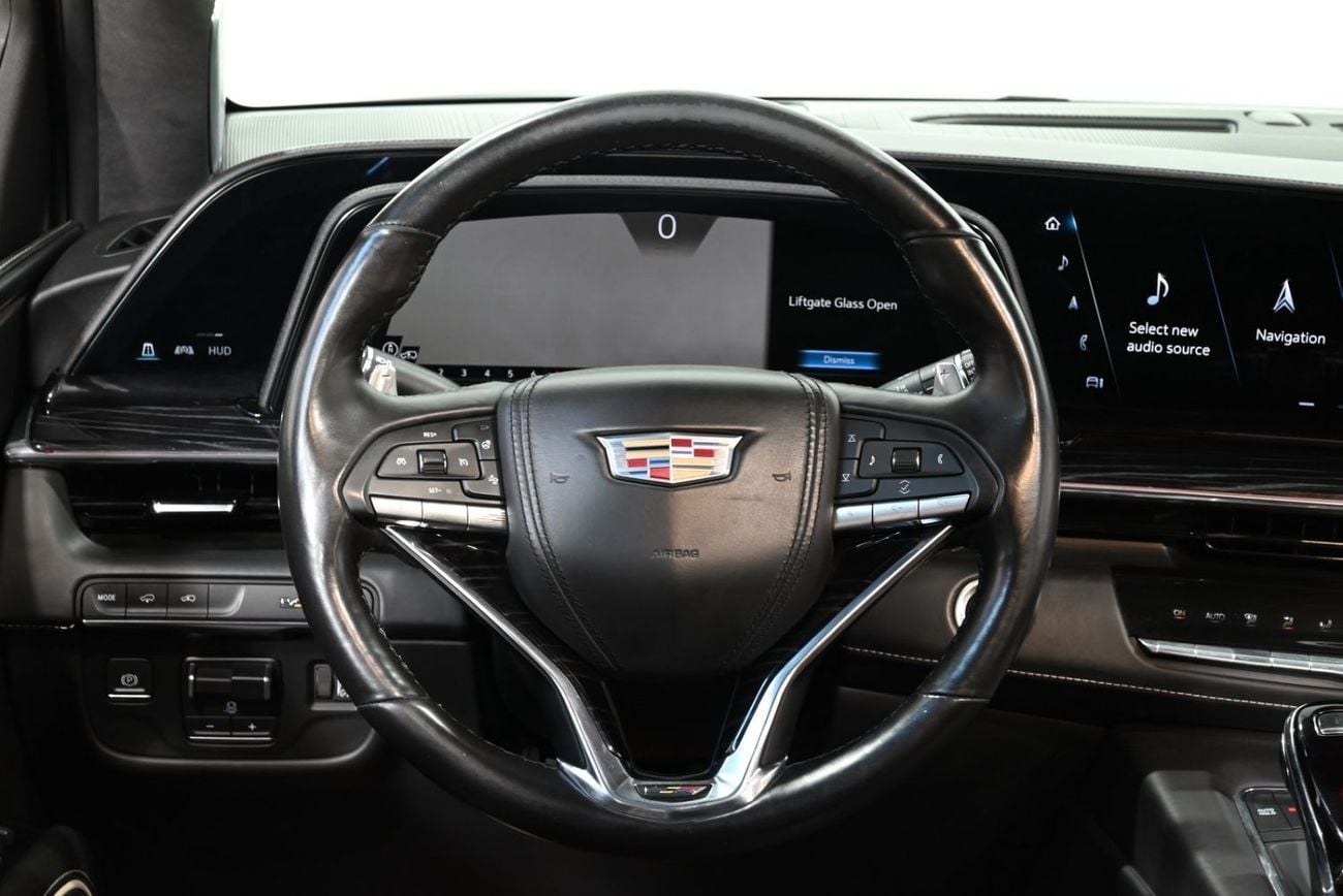 كاديلاك إسكالاد V SERIES 2023 Cadillac Escalade V, Full Service History, 1 Year Warranty, Excellent Condition, GCC