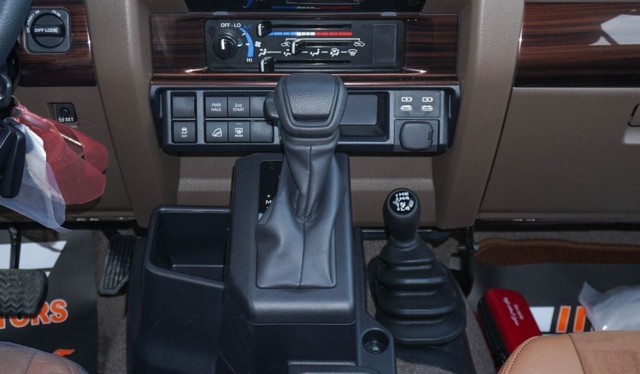 Toyota Land Cruiser 70 4.0L V6 A/T