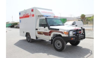 Toyota Land Cruiser Pick Up Toyota Land Cruiser Pickup 4.2L diesel MT Ambulance Model 2023(Box Type)