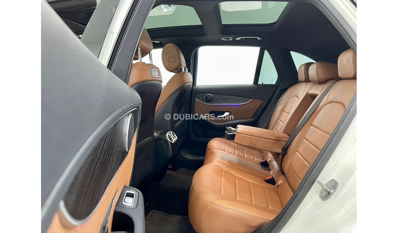 Mercedes-Benz GLC 200 Premium 2020 Mercedes-Benz GLC200 4MATIC AMG, Mercedes Warranty 2025, Mercedes Service History, GCC