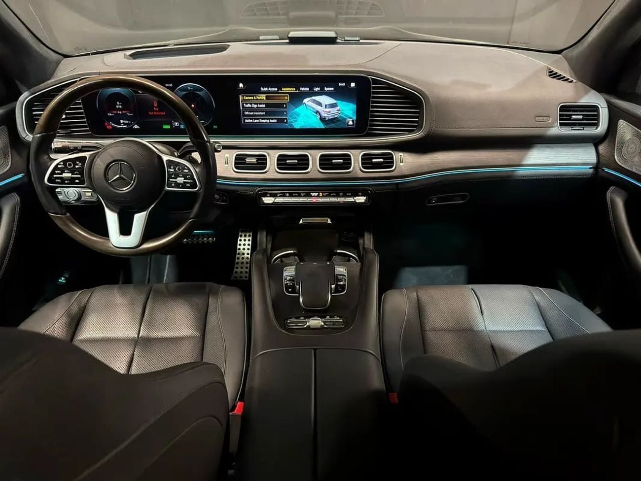 Mercedes Benz GLS580 STD | Ultra Low KM | V8 | AED 179,999