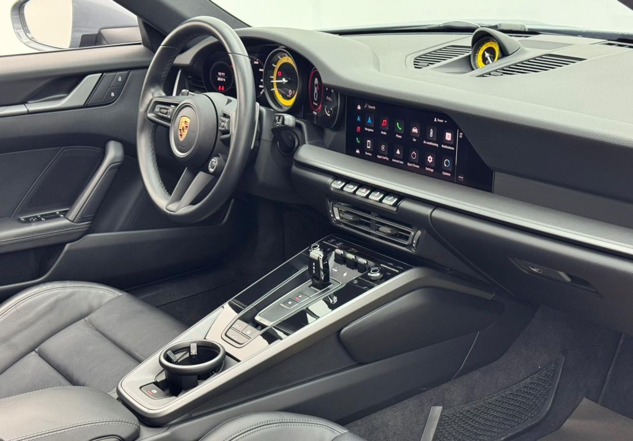 بورش 911 Carrera 3.0L (444 HP) Coupe 2024 Porsche 911 Carrera, Porsche Service History, Feb / 2027 Porsche Wa