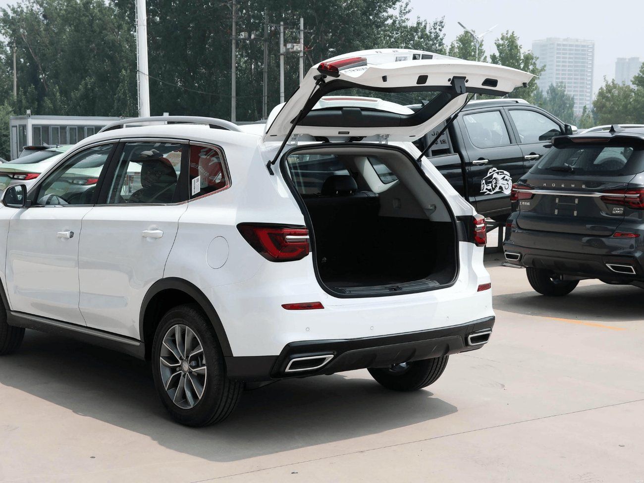 Roewe RX5 ROEWE RX5 PLUS 2025 1.5T A/T(MG RX5 CHINA VERSION)